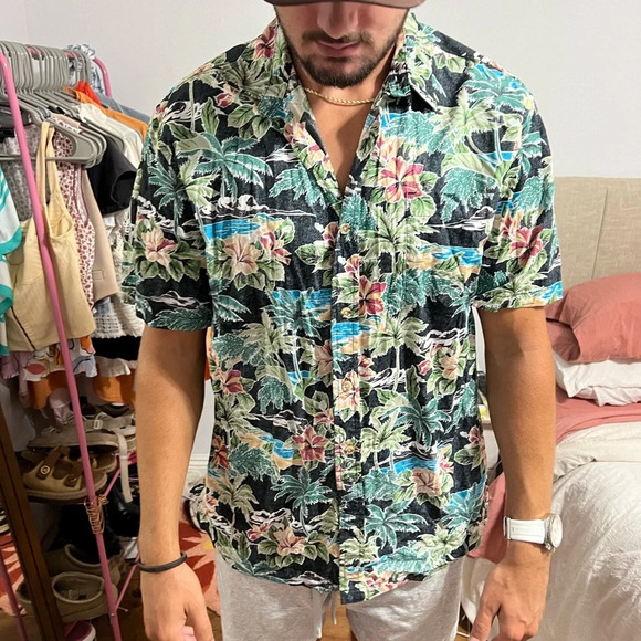 MENS aloha button up - Picture 16 of 16